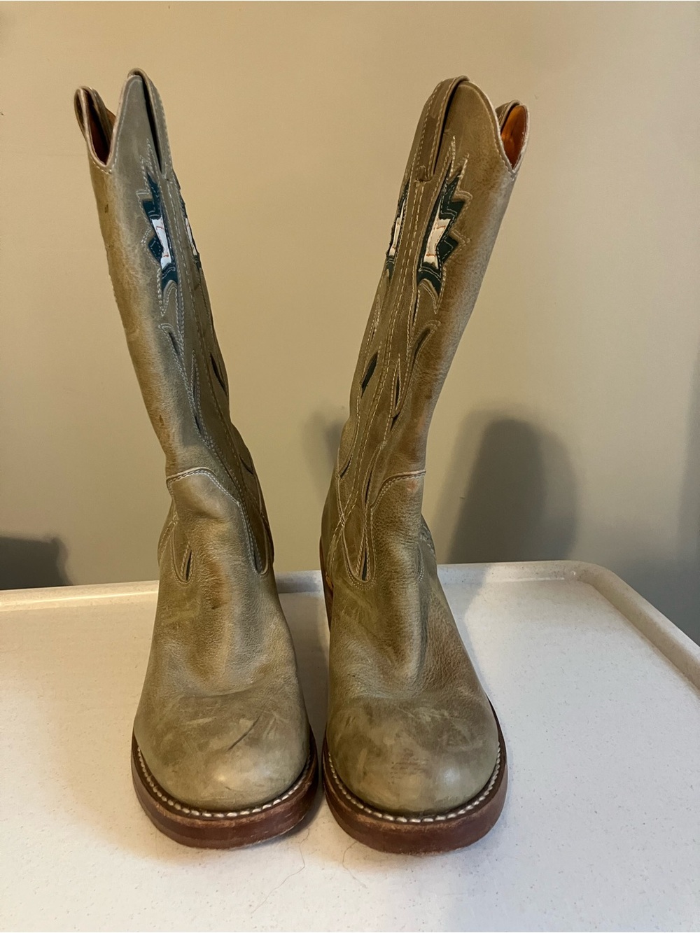 Vintage Frye Sabrina floral olive boots - Picture 6 of 7